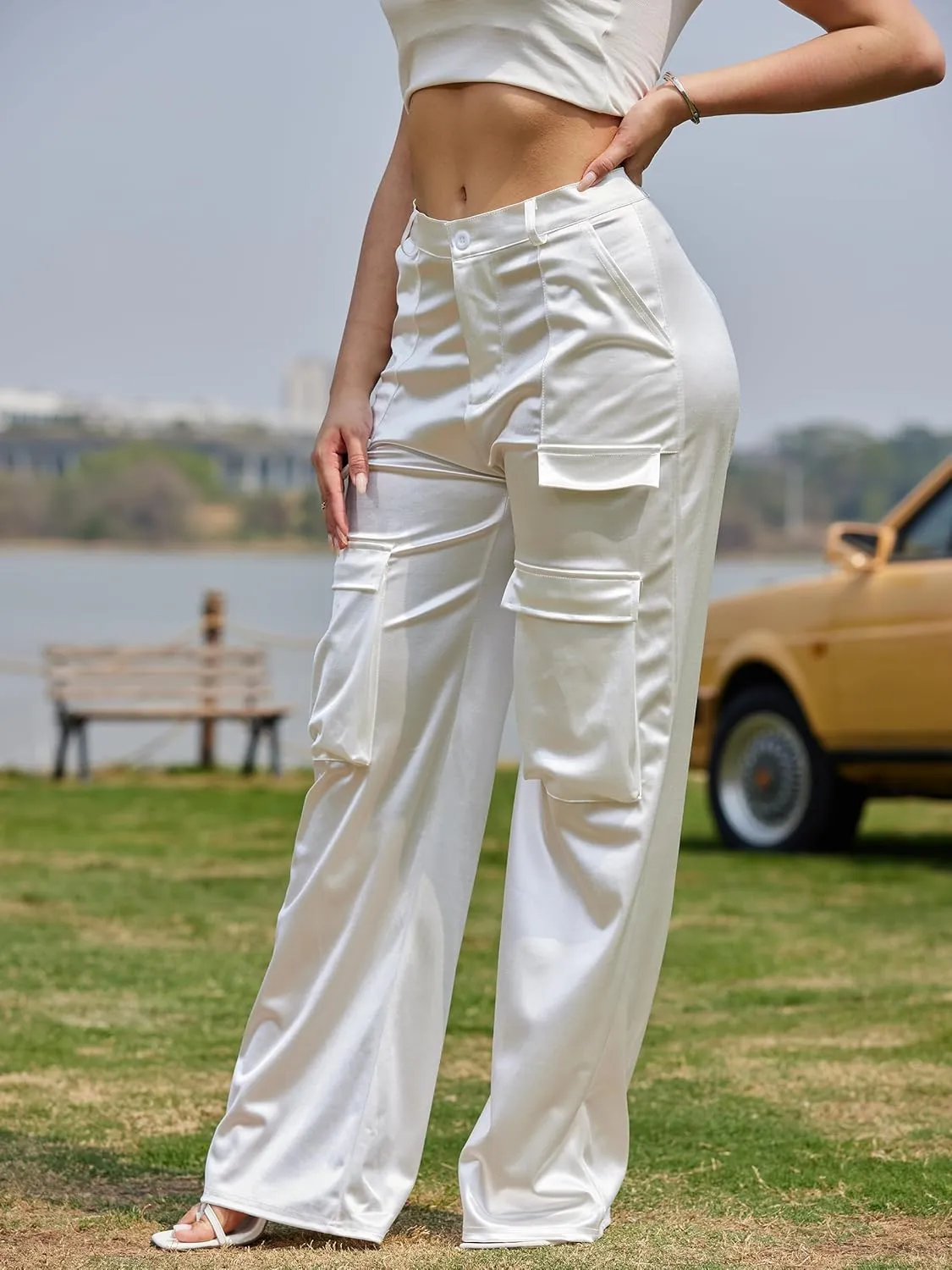 Womens High Waisted Satin Cargo Pants Loose Fit Wide Leg Trousers with Pockets Trendy Outfit